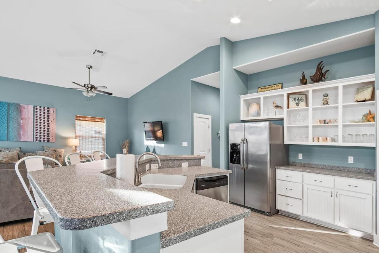 New 5 Bdrm W/Pool, Observation Deck Walk To Beach! Port Aransas Exteriör bild